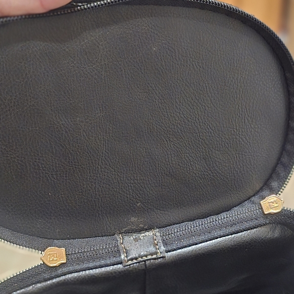 Fendi oval bag Aithentic - Picture 8 of 10